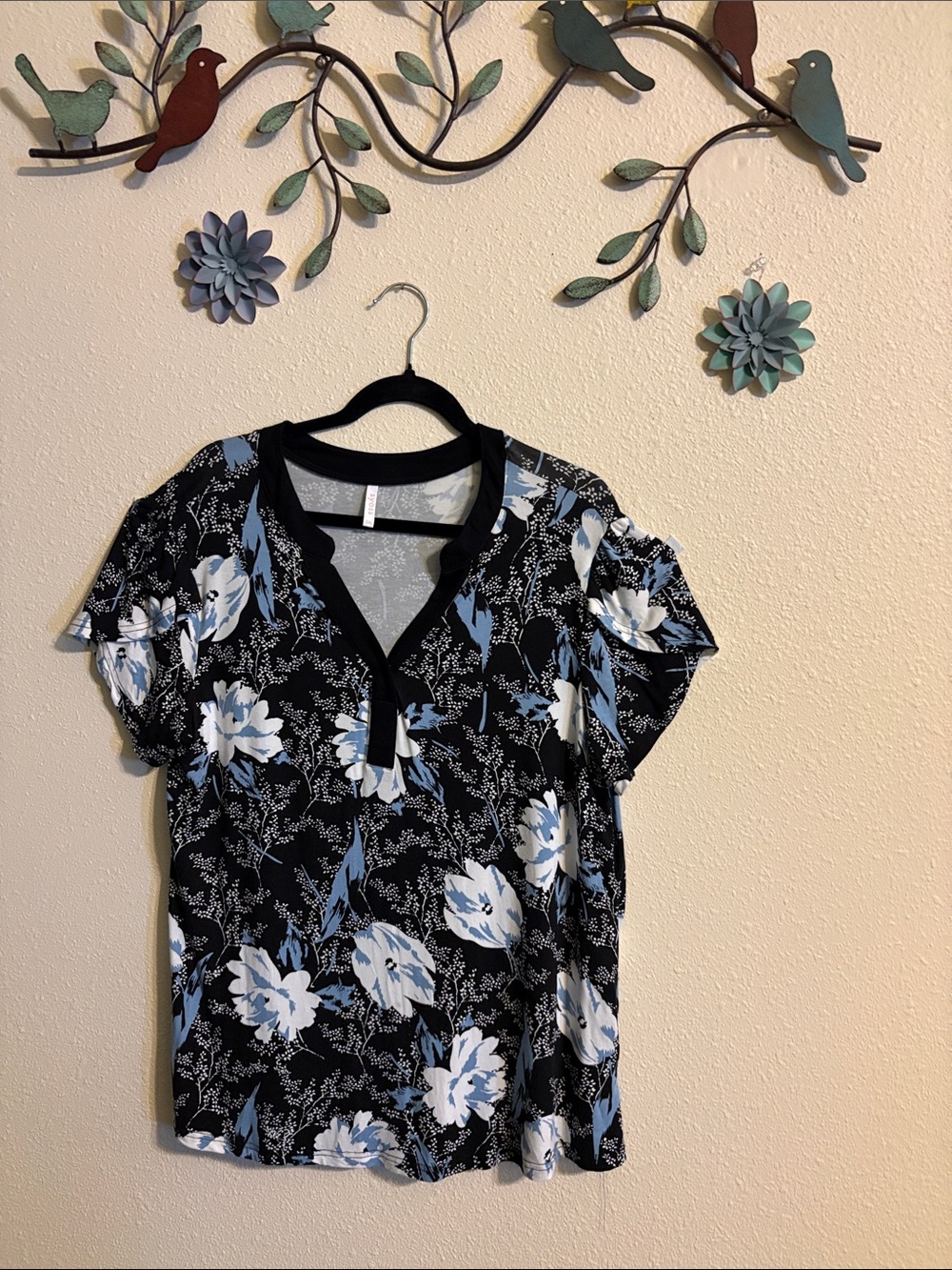 Floral V-Neck Short Sleeve Top - Black with Blue & White Flowers